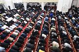 В Соборной мечети в Симферополе впервые прошел праздничный намаз по случаю окончания священного для мусульман месяца Рамадан и празднования Ураза-байрам