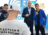 Министр спорта России Олег Матыцин провел экскурсию 'Спорт для каждого' для студентов из новых регионов в рамках Международной выставки-форума 'Россия' на ВДНХ