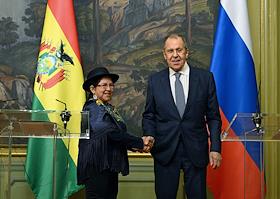 Russian Foreign Minister Sergei Lavrov and Foreign Minister of the Plurinational State of Bolivia Celinda Sosa Lunda during negotiations at the Reception House of the Russian Foreign Ministry