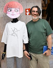 Премьера спектакля 'Алисы в стране чудес' с Евгением Маргулисом, сказка-сон по мотивам произведений Л. Кэролла в театре кукол им. С. Образцова