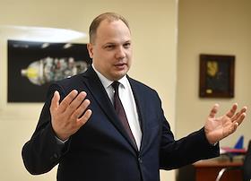 Интервью с генеральным конструктором 'ОДК-Климов' Всеволодом Елисеевым в офисе компании