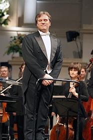 Концерт Академического симфонического оркестра Московской филармонии. Дирижер — Алессандро Витьелло. Солистка Даниэла Барчеллона (меццо-сопрано), в Концертном зале имени П.И. Чайковского.

