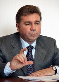 Вице президент по безопасности афк система фото Вице-президент по внешним связям Акционерной финансовой корпорации (АФК) 'Систем