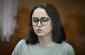 Рассмотрение по существу дела об оправдании терроризма в отношении режиссера Евгении Беркович и драматурга Светланы Петрийчук во 2-м Западном окружном военном суде