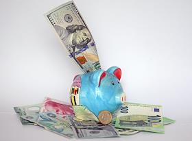 Жанровые фотографии. Денежные банкноты