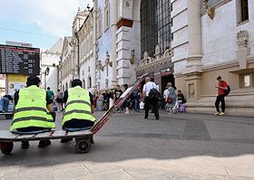 Жанровые фотографии. Площадь трех вокзалов