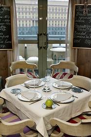 Интерьер ресторана 'Диссидент'