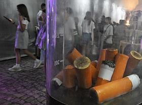 Форум-фестиваль 'Территория будущего. Москва 2030'. Выставка в Гостином дворе, на которой представлены инновации в здравоохранении, образовании и социальной жизни мегаполиса. Мультимедийная экспозиция 'Город будущего' в ландшафтном парке 'Зарядье'