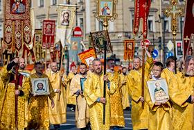 Cross procession on Nevsky Prospect in honor of the 300th anniversary of the transfer of the relics of the Holy Blessed Prince Alexander Nevsky