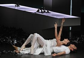 Международный фестиваль современного танца DanceInversion в рамках фестиваля 'Видеть музыку'. Пресс-показ балета Сергея Прокофьева 'Ромео и Джульетта' в постановке хореографа Кирилла Симонова в исполнении артистов балета Московского государственного академического детского музыкального театра имени Н.И.Сац на сцене Музыкального театра 'Геликон–Опера'