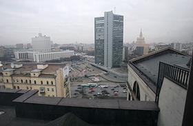 Пентхаус в доме по адресу: ул. Новый Арбат, д. 29. Ремонт. Виды Москвы с крыши дома на Новом Арбате