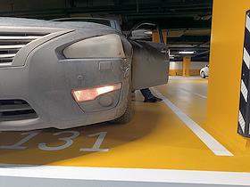 Жанровая съемка. Подземная парковка в международном деловом центре 'Москва-Сити'