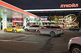 Заправки нефтяной компании 'Лукойл' на трассе М12 из Москва в Казань