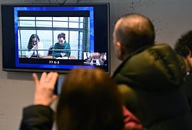 Оглашение решения по жалобам на приговор режиссеру Евгении Беркович и драматургу Светлане Петрийчук по делу об оправдании терроризма при постановке пьесы 'Финист ясный сокол' в Апелляционном военном суде