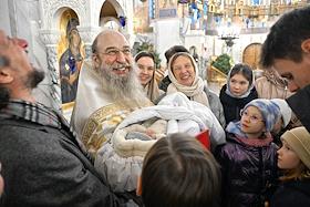 Богослужение Рождественского Сочельника в храме Покрова Пресвятой Богородицы в Ясенево