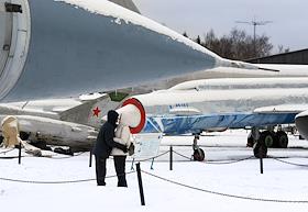 Жанровые фотографии. Центральный музей Военно-воздушных сил России в Монино