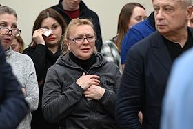 Оглашение приговора по делу о хищениях в банке 'Развитие' Бухарина Ю.В. (Ст. 160, Ч. 4), Гаврилов И.Н. (Ст. 160, Ч. 4), Коврижкина Н.И. (Ст. 160, Ч. 4), Кочкин С.Г. (Ст. 160, Ч. 4), Кулишенко В.М. (Ст. 160, Ч. 4), Осипов А.В. (Ст. 160, Ч. 4), Сергеева С.Г. (Ст. 160, Ч. 4) в Хамовническом суде