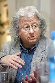 Интервью с венгерским писателем Петером Эстерхази в магазине 'Бибило - Глобус'