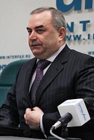 П/к заместителя директора Федеральной службы РФ по наркоконтролю генерал-полковника Владимира Зубрина в центральном офисе 'Интерфакса' .
