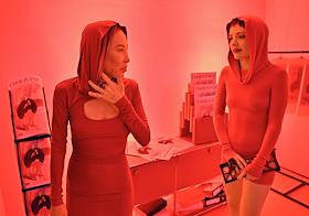 Презентация первого номера газеты Fashion Paper в Галерее Гари Татинцяна