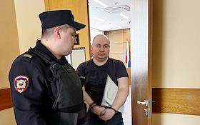 Оглашение приговора бывшему заместителю начальника специальной пожарной охраны МЧС Дмитрию Даудашвили, обвиняемому в мошенничестве при получении выплат, в Дорогомиловском районном суде