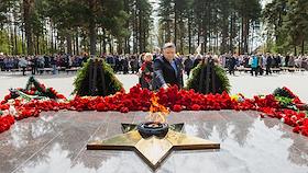 Празднование 80-летия Победы в Великой Отечественной войне в городе Кингисепп. Акция 'Бессмертный полк'