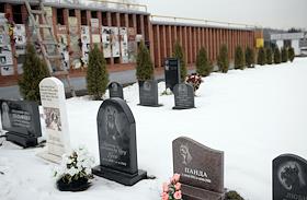 Генеральный директор компании 'Экологически чистая природа' Андрей Журавлев во время интервью на территории кладбища домашних животных