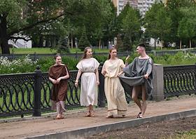 Московский исторический фестиваль 'Времена и эпохи'. Площадка фестиваля 'Древний Рим. Год четырёх императоров' в парке 'Ростокинский акведук'