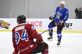 Предматчевая тренировка в преддверии «Матча года 2025. Все звезды хоккея» в спортивном комплексе Arena Play