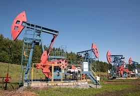Жанровые фотографии. Добыча нефти в Татарстане