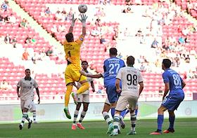 Мир Российская Премьер-Лига (РПЛ) 2025/2026. 1-й тур. Матч между командами 'Пари Нижний Новгород' (Нижний Новгород) - 'Краснодар' (Краснодар) на стадионе 'Ак Барс Арена'