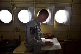 Жанровые фотографии. Работа Красноярского краевого Лесопожарного центра. Авиационное патрулирование лесов по маршруту (авиамониторинг) Манского и Саянского районов Красноярского края на самолете АН-2 специалистами Красноярского краевого Лесопожарного центра