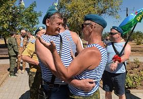 Празднование дня Воздушно-десантных войск (ВДВ) в Донецке