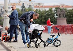 Праздничные мероприятия, посвященные дню строителя, в Екатеринбурге