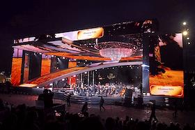 Форум-фестиваль 'Территория будущего. Москва 2030' в Парке Зарядье. Концерт 'Симфонические картины': музыка и живопись в одном пространстве' в концертном зале 'Зарядье'