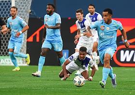 Мир Российская Премьер-Лига (РПЛ) 2025/2026. 6-й тур. Матч между командами 'Зенит' (Санкт-Петербург) - 'Динамо Мх' (Махачкала) на стадионе 'Газпром Арена'