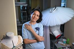 Заведующая костюмерной частью Государственного академического Большого театра (ГАБТ) Ирина Вещева