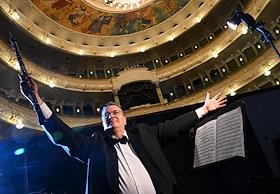 Солист оркестра (первый гобой) и участник духового квинтета Государственного академического Большого театра (ГАБТ), заслуженный артист России Сергей Лысенко