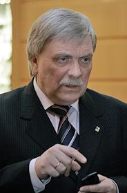 П\к. председателя Комитета по архитектуре и градостроительству, главного архитектора Москвы Александра Кузьмина на тему 'Социальная программа города в архитектуре' в информационном центре правительства Москвы