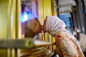 'День перенесения мощей святого князя Александра Невского и общегородской крестный ход'. Крестный ход по Невскому проспекту к площади Александра Невского