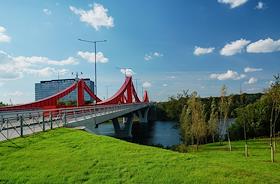 Жанровые фотографии. Филевский мост, Национальный Космический Центр