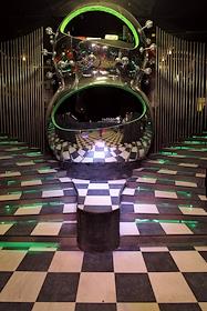 Интерьер клуба 'Лондон'