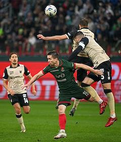 Мир Российская Премьер-Лига (РПЛ) 2025/2026. 10-й тур. Матч между командами 'Локомотив' (Москва) - 'Рубин' (Казань) на стадионе 'РЖД Арена'