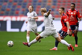 Мир Российская Премьер-Лига (РПЛ) 2025/2026. 10-й тур. Матч между командами ЦСКА (Москва) - 'Балтика' (Калининград) на стадионе 'ВЭБ Арена'