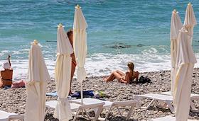 Жанровые фотографии. Виды пляжа в Адлере