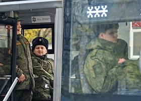 Первая отправка призывников в воинские части