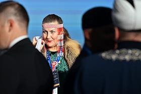 Международный фестиваль 'Народы России и СНГ' под эгидой Совета безопасности России. Пленарное заседание в Центре международной торговли