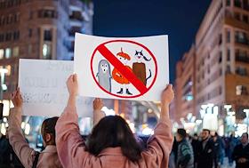 Празднование Хэллоуина и протест против праздника в Ереване