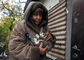 Последствия обстрела Буденовского района в Донецке