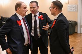 Заседание 'круглого стола' фракции КПРФ в Государственной думе (ГД) России на тему: 'Октябрьская революция и развитие конституционного законодательства российского государства' в ГД России